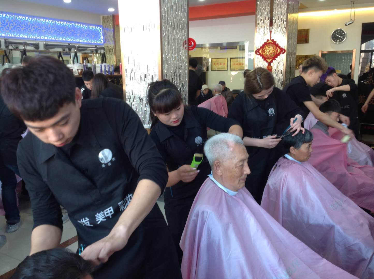 开云体育- 开云体育官方网站- 开云体育APP 最新2025成人美妆培训学校多少钱收费标准大揭秘